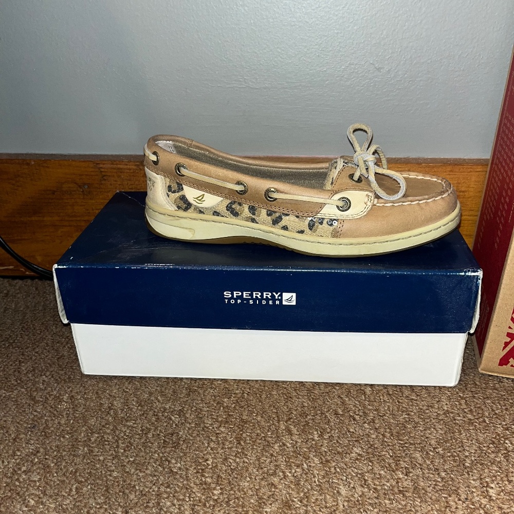Sperry loafer
